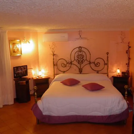 Bed & Breakfast Parco Delle Tre Fontane *